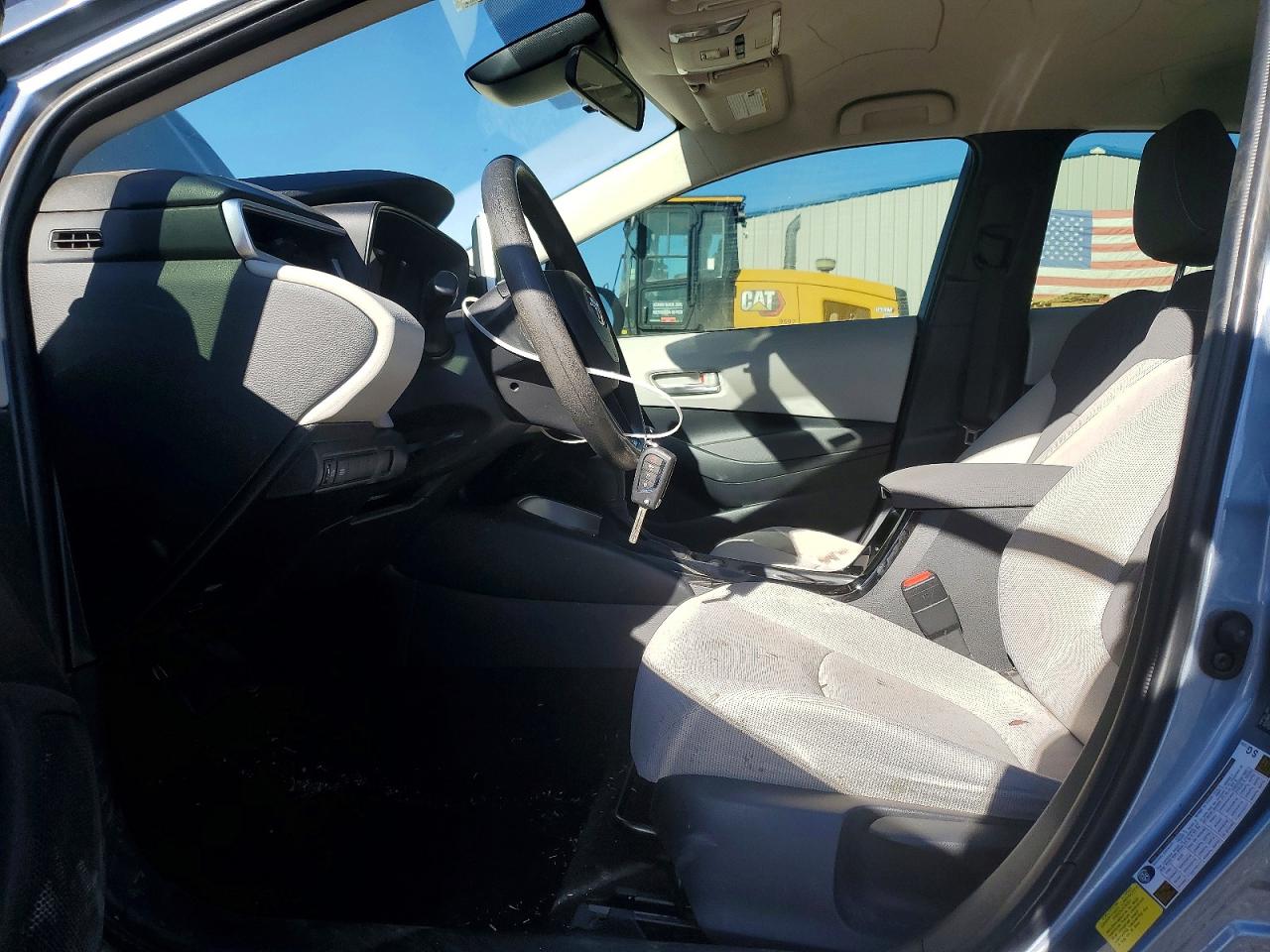 2021 TOYOTA COROLLA LE photo 13