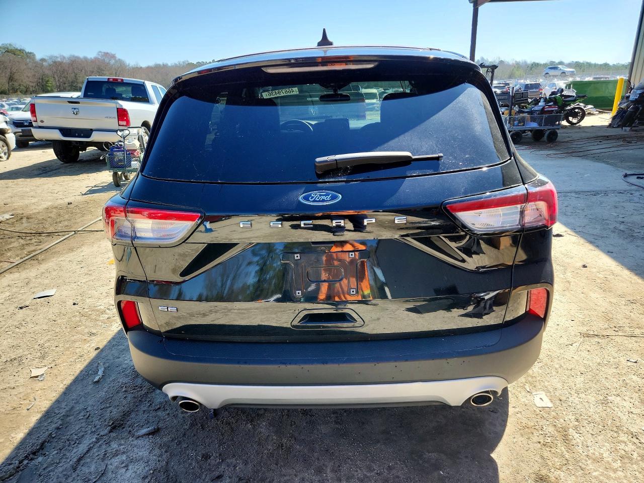 2022 FORD ESCAPE SE photo 6