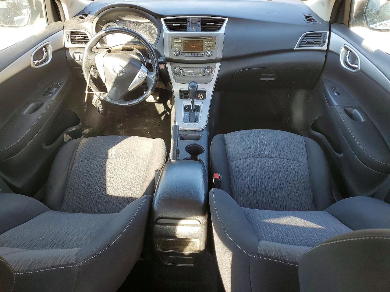 2014 NISSAN SENTRA S photo 8