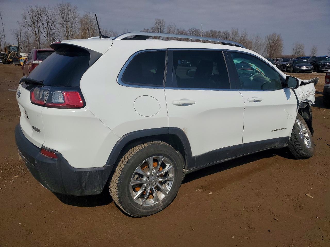 2021 JEEP CHEROKEE LATITUDE LUX photo 5