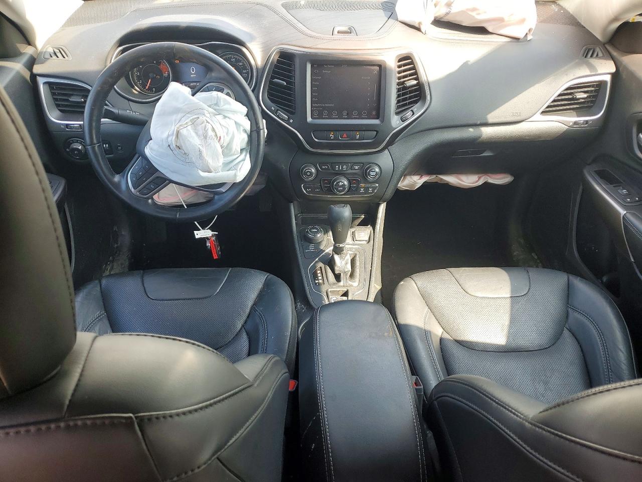 2021 JEEP CHEROKEE LATITUDE LUX photo 15