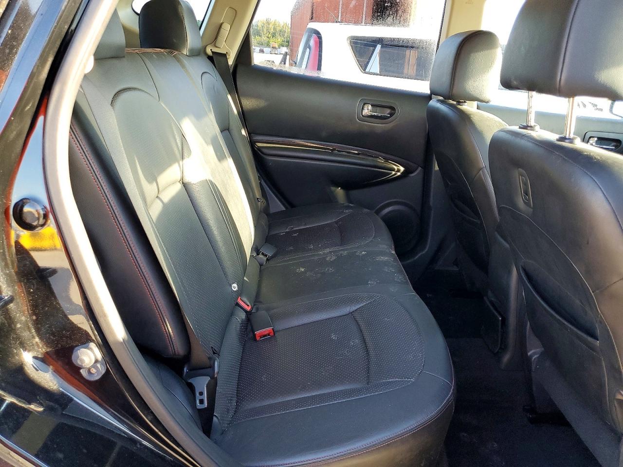 2011 NISSAN ROGUE S photo 31
