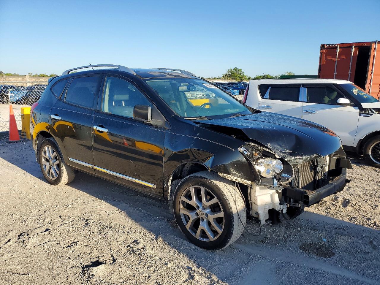 2011 NISSAN ROGUE S photo 10