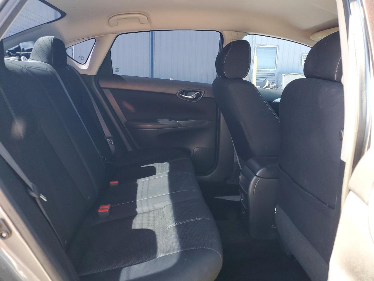 2017 NISSAN SENTRA S photo 10