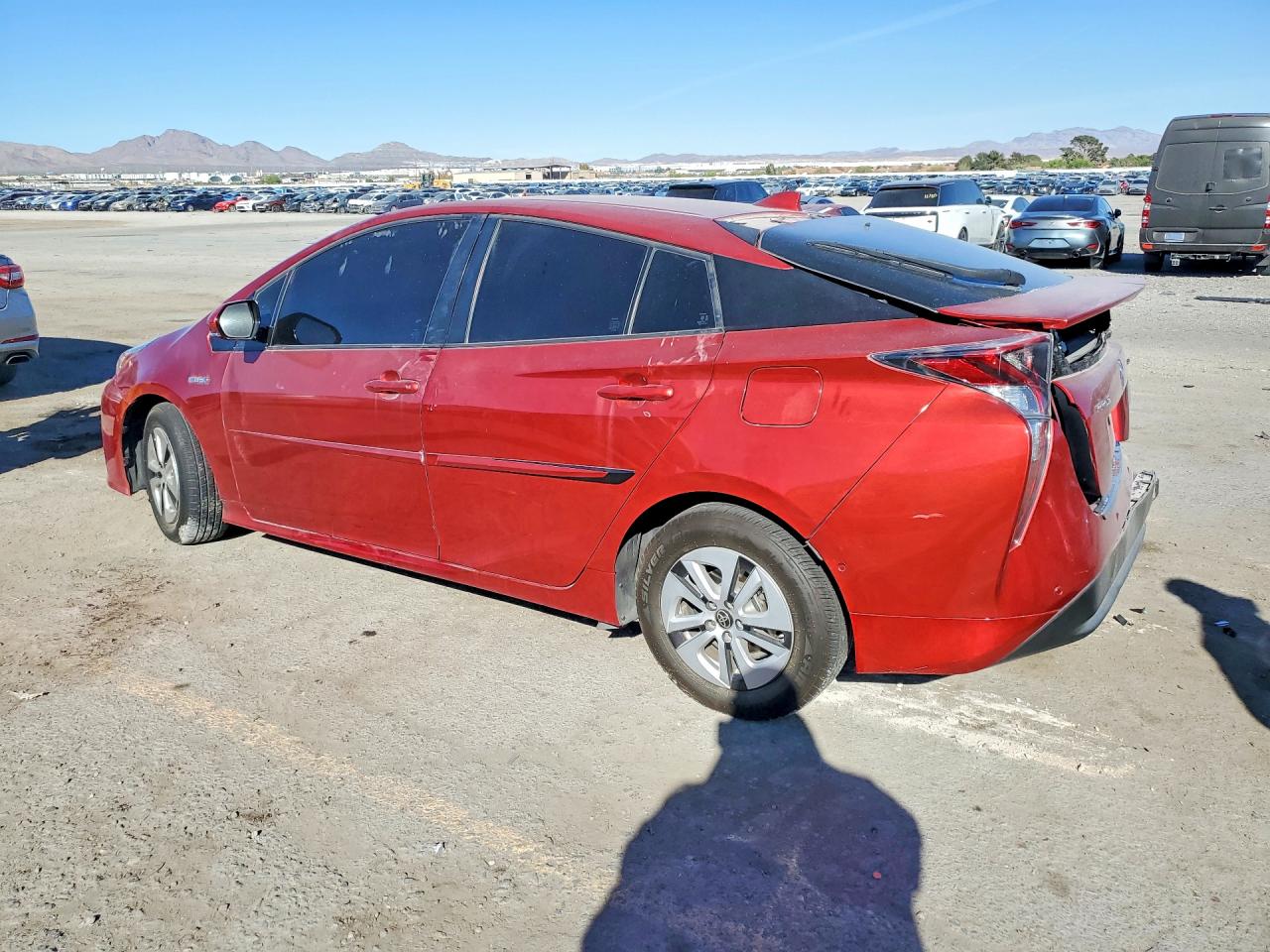 2017 TOYOTA PRIUS TWO photo 2