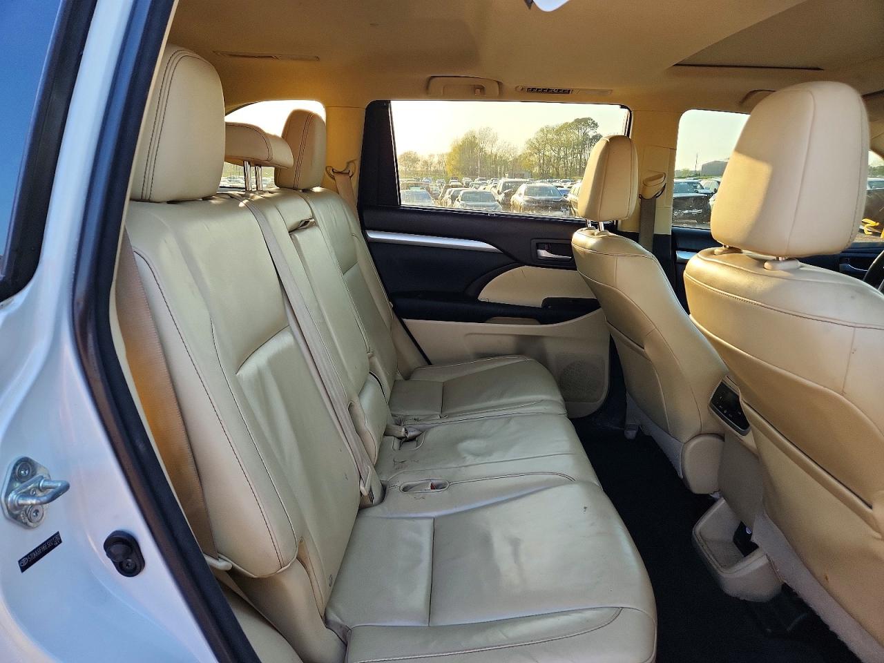 2014 TOYOTA HIGHLANDER XLE photo 21