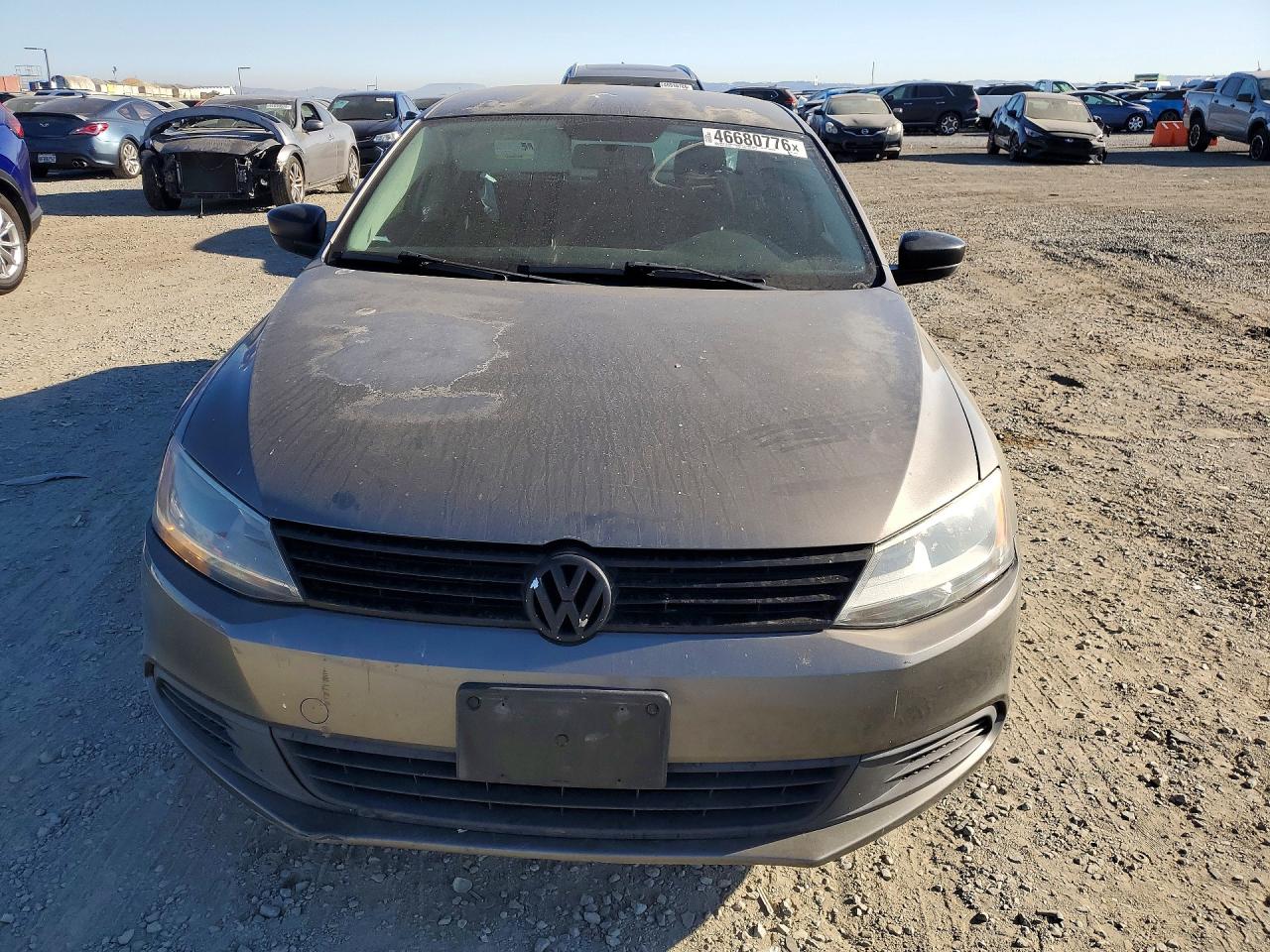 2011 VOLKSWAGEN JETTA BASE photo 9