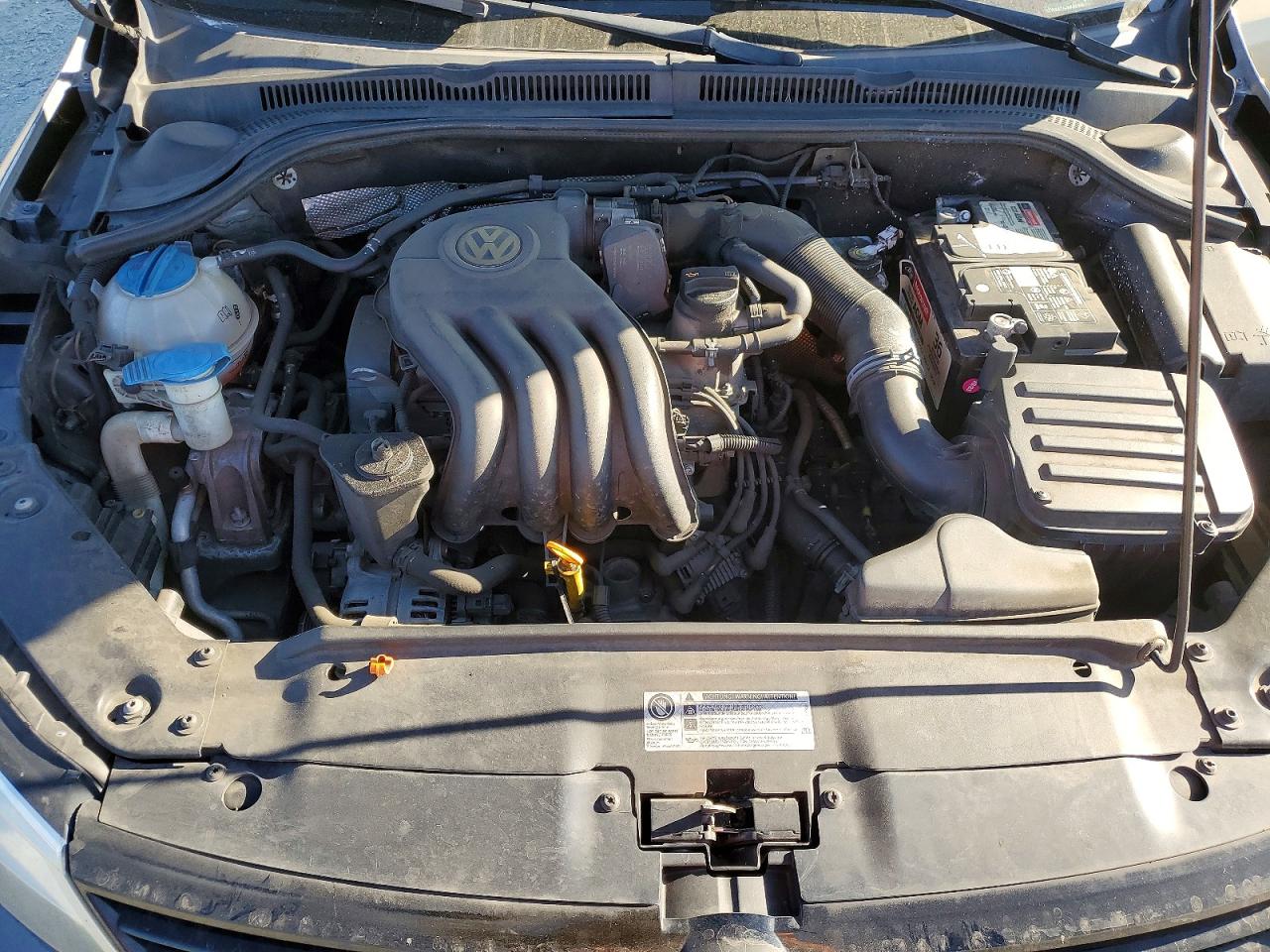 2011 VOLKSWAGEN JETTA BASE photo 21