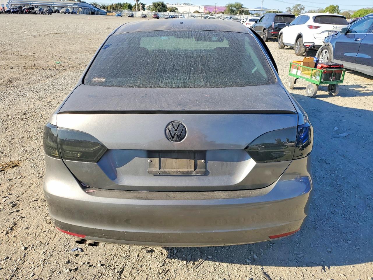 2011 VOLKSWAGEN JETTA BASE photo 11