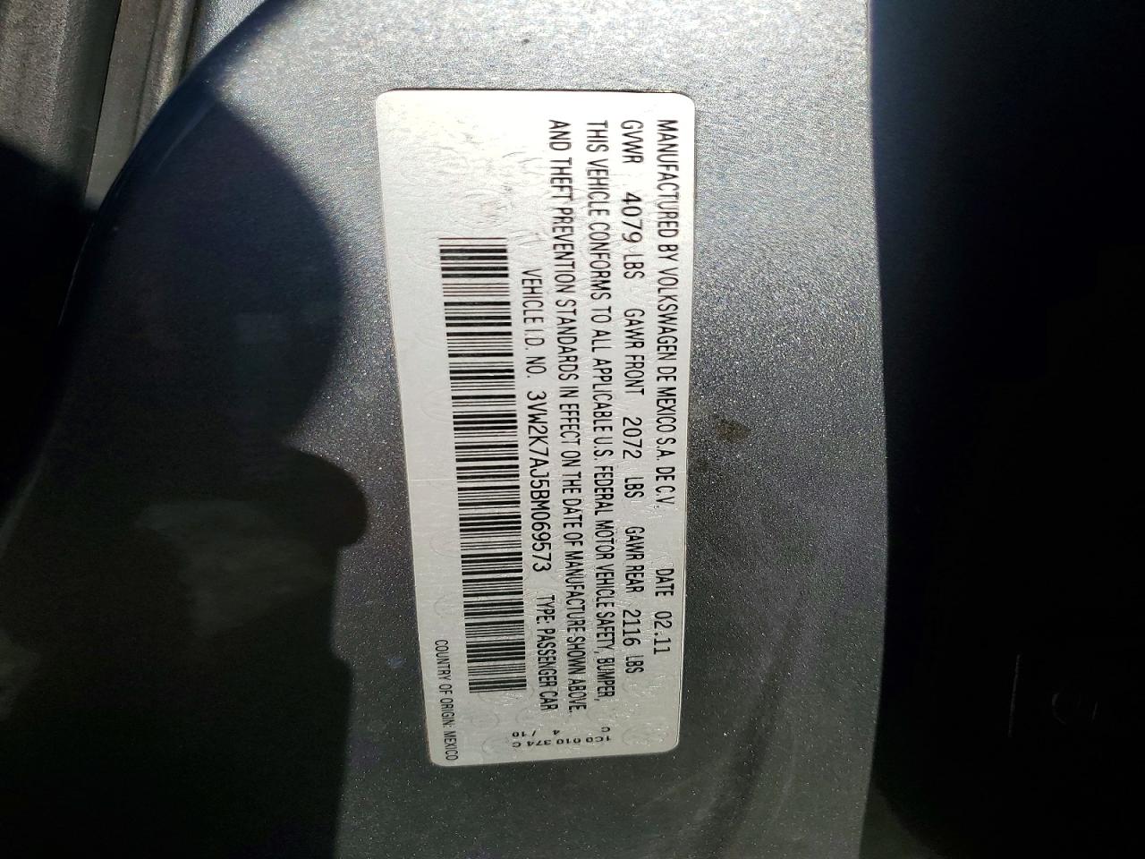2011 VOLKSWAGEN JETTA BASE photo 23