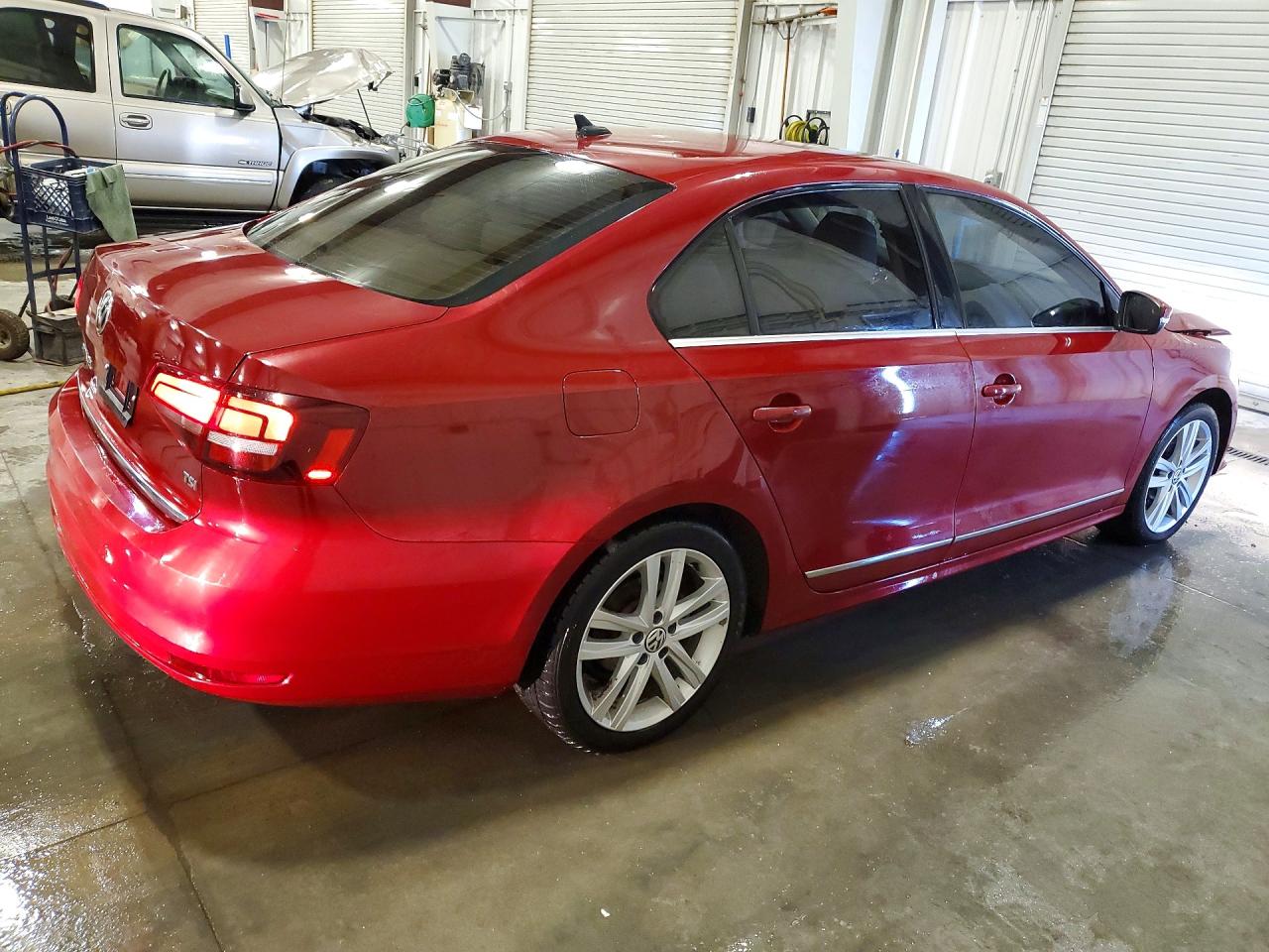2017 VOLKSWAGEN JETTA SEL photo 3
