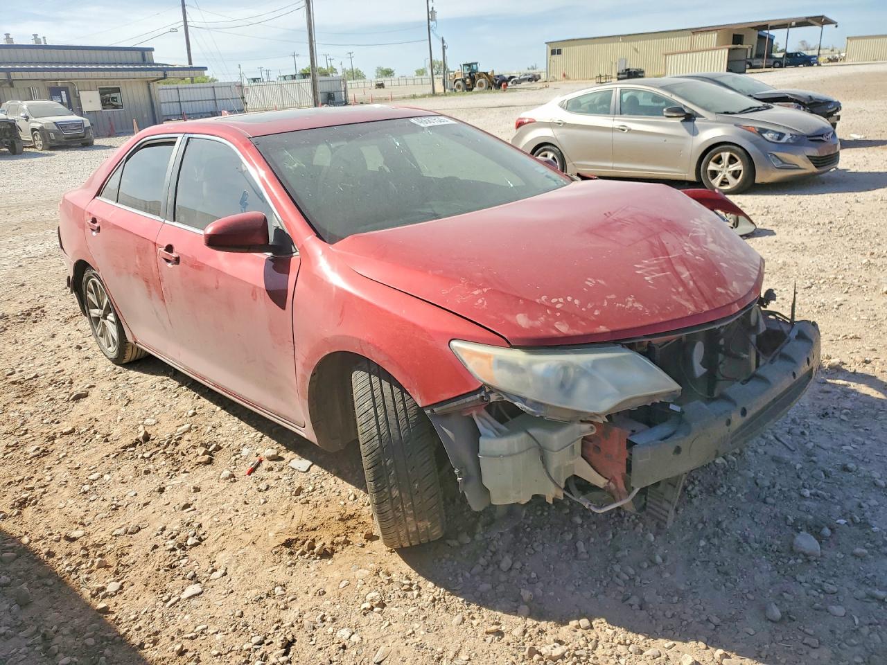 2012 TOYOTA CAMRY XLE V6 photo 4