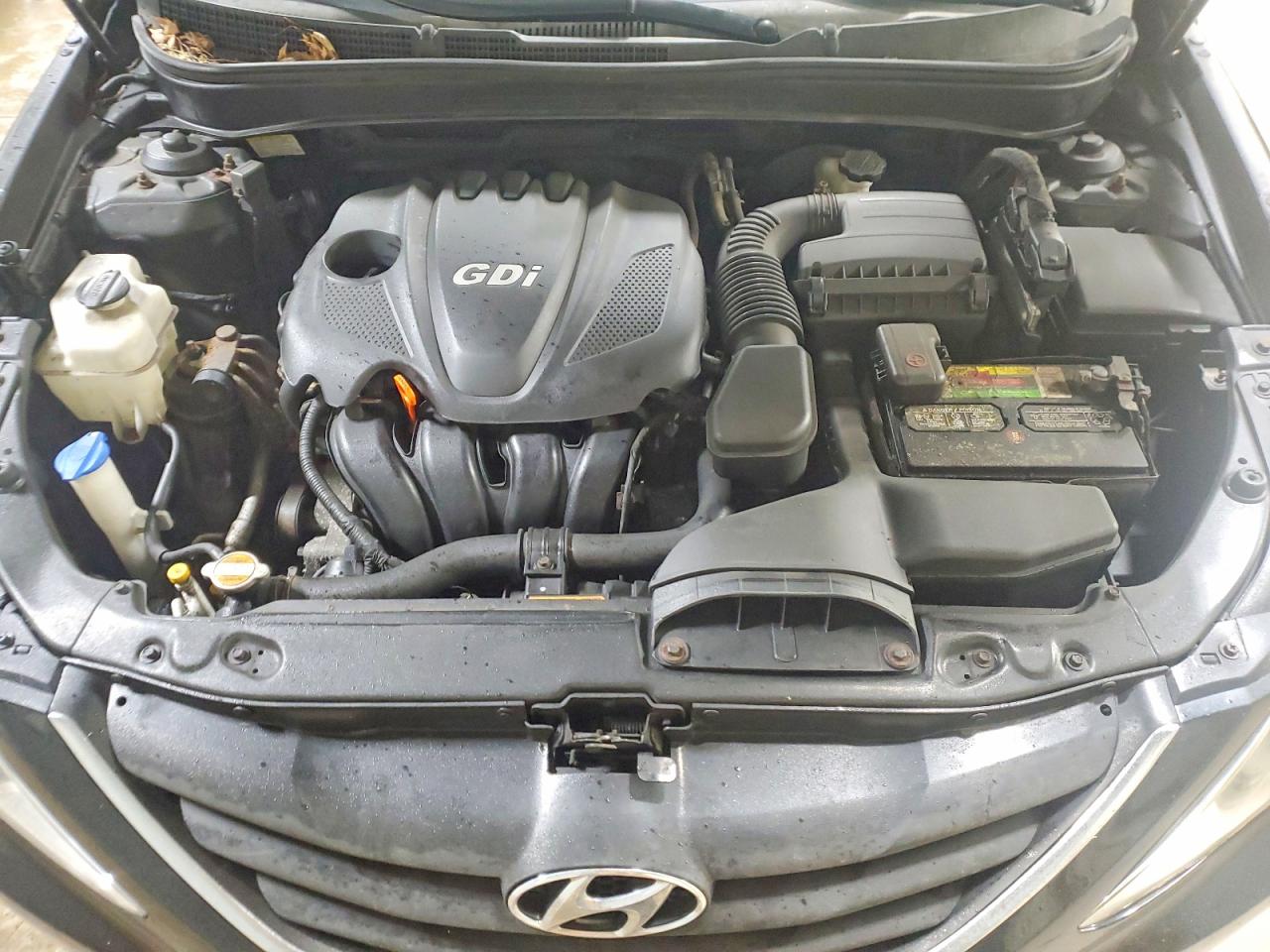 2012 HYUNDAI SONATA GLS photo 31