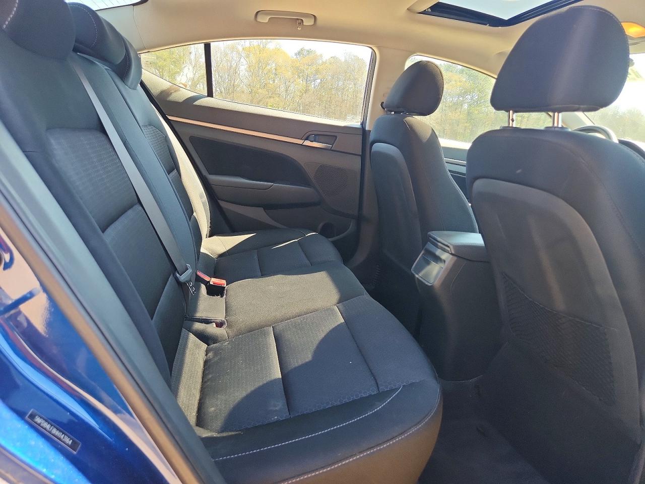 2017 HYUNDAI ELANTRA VALUE EDITION photo 28