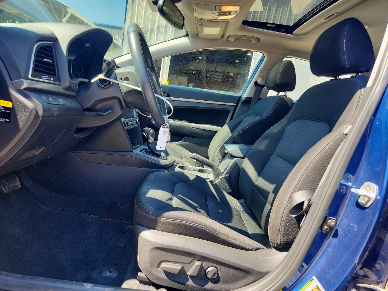 2017 HYUNDAI ELANTRA VALUE EDITION photo 19