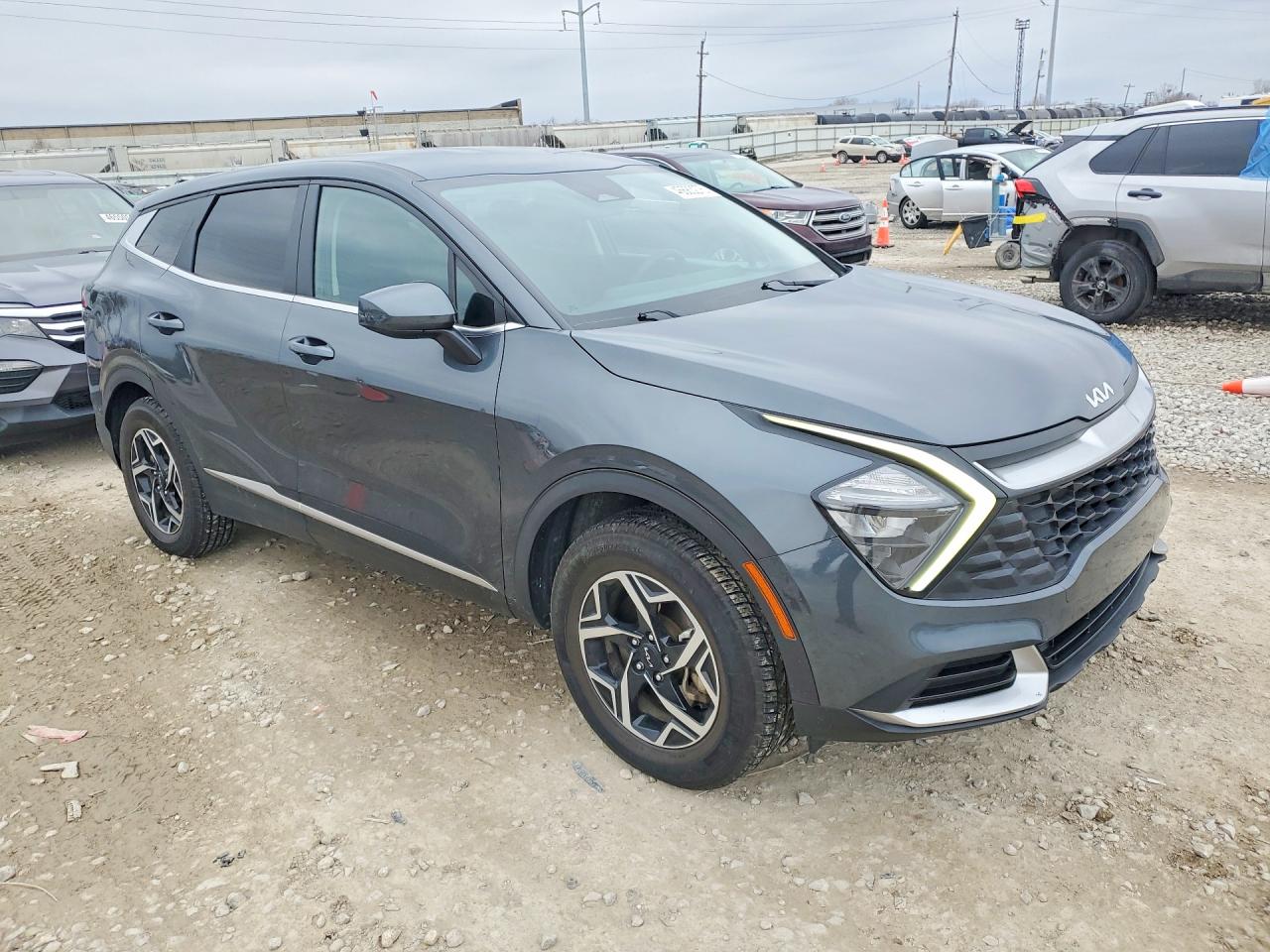 2023 KIA SPORTAGE LX photo 4