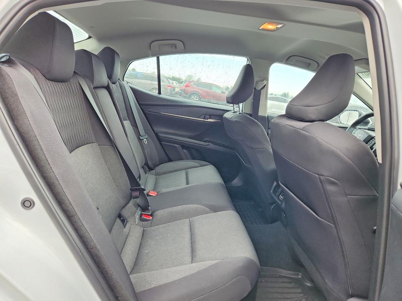 2025 TOYOTA CAMRY LE photo 10
