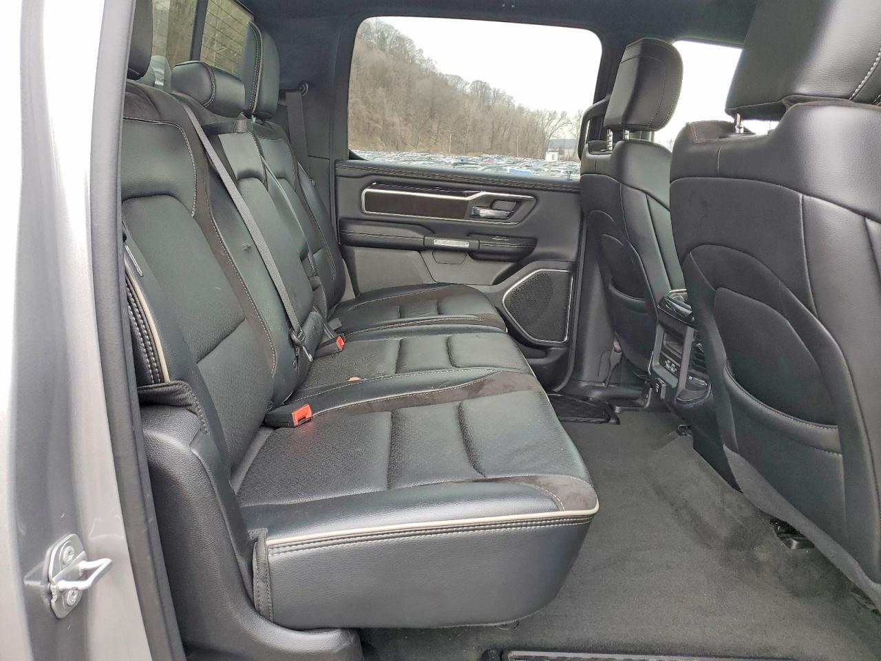 2021 RAM 1500 LARAMIE photo 19