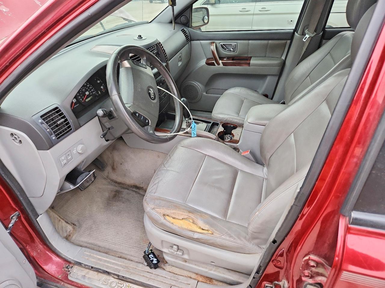 2005 KIA SORENTO LX photo 25