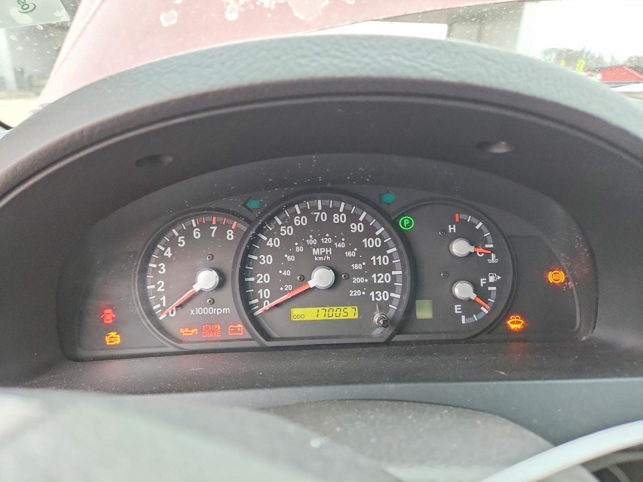 2005 KIA SORENTO LX photo 33