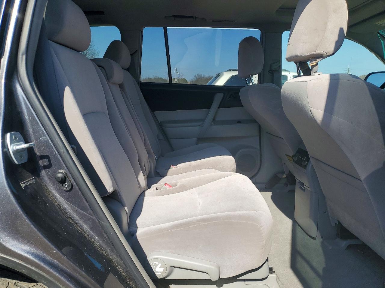 2009 TOYOTA HIGHLANDER BASE photo 31