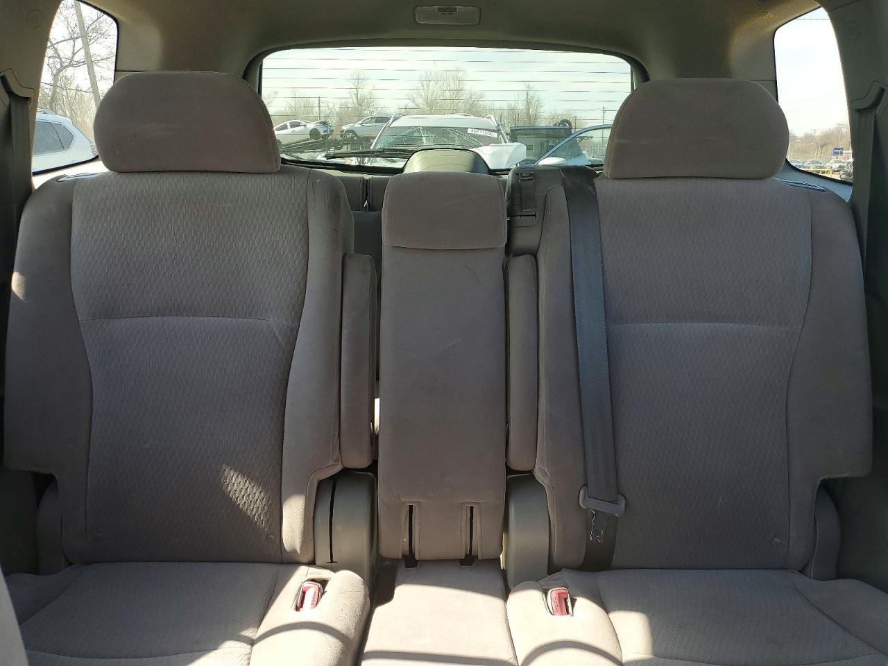 2009 TOYOTA HIGHLANDER BASE photo 28
