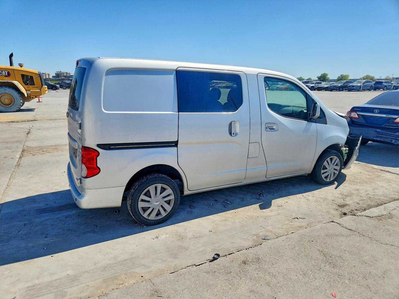 2015 CHEVROLET CITY EXPRESS LS photo 3