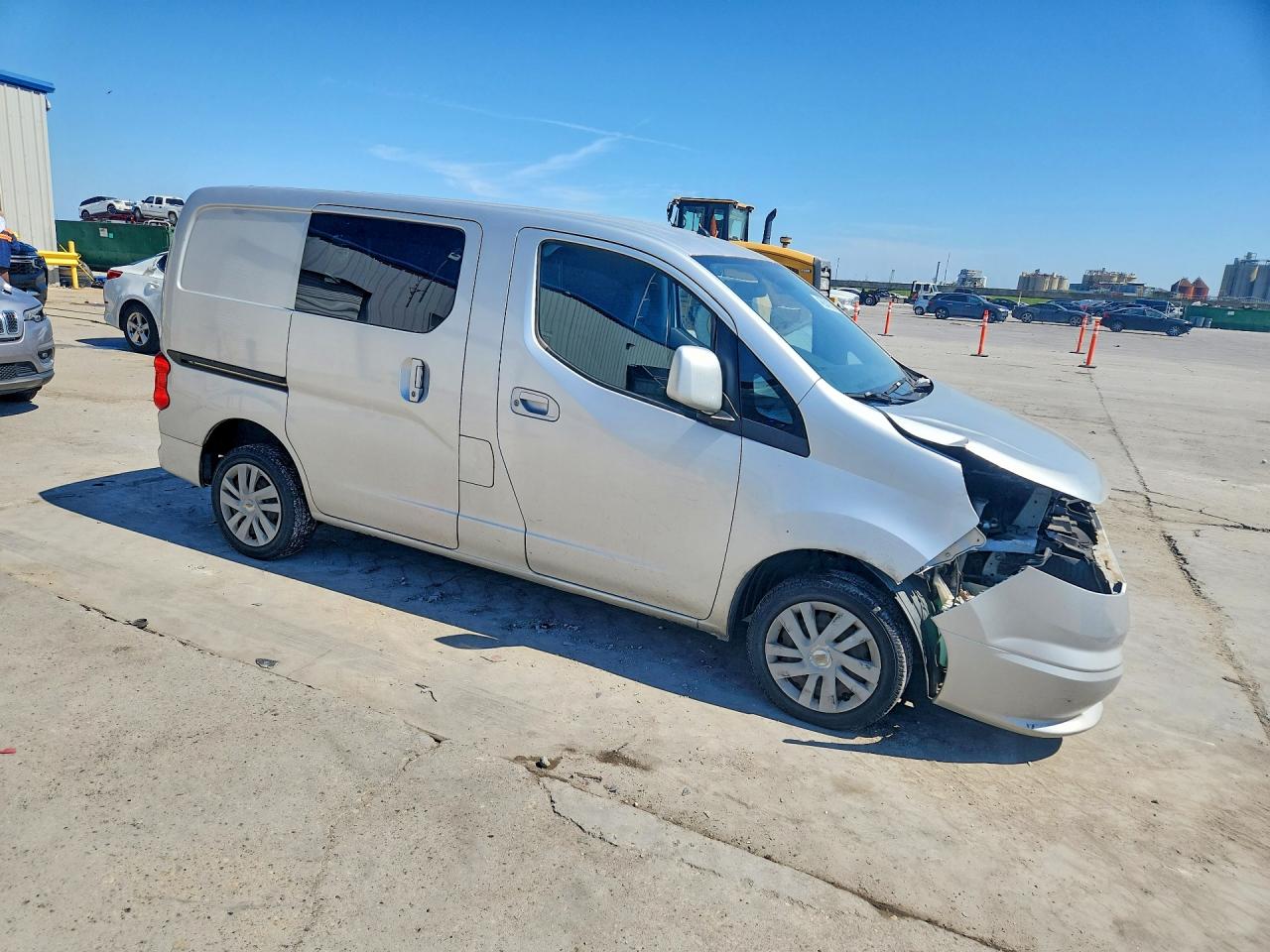 2015 CHEVROLET CITY EXPRESS LS photo 4