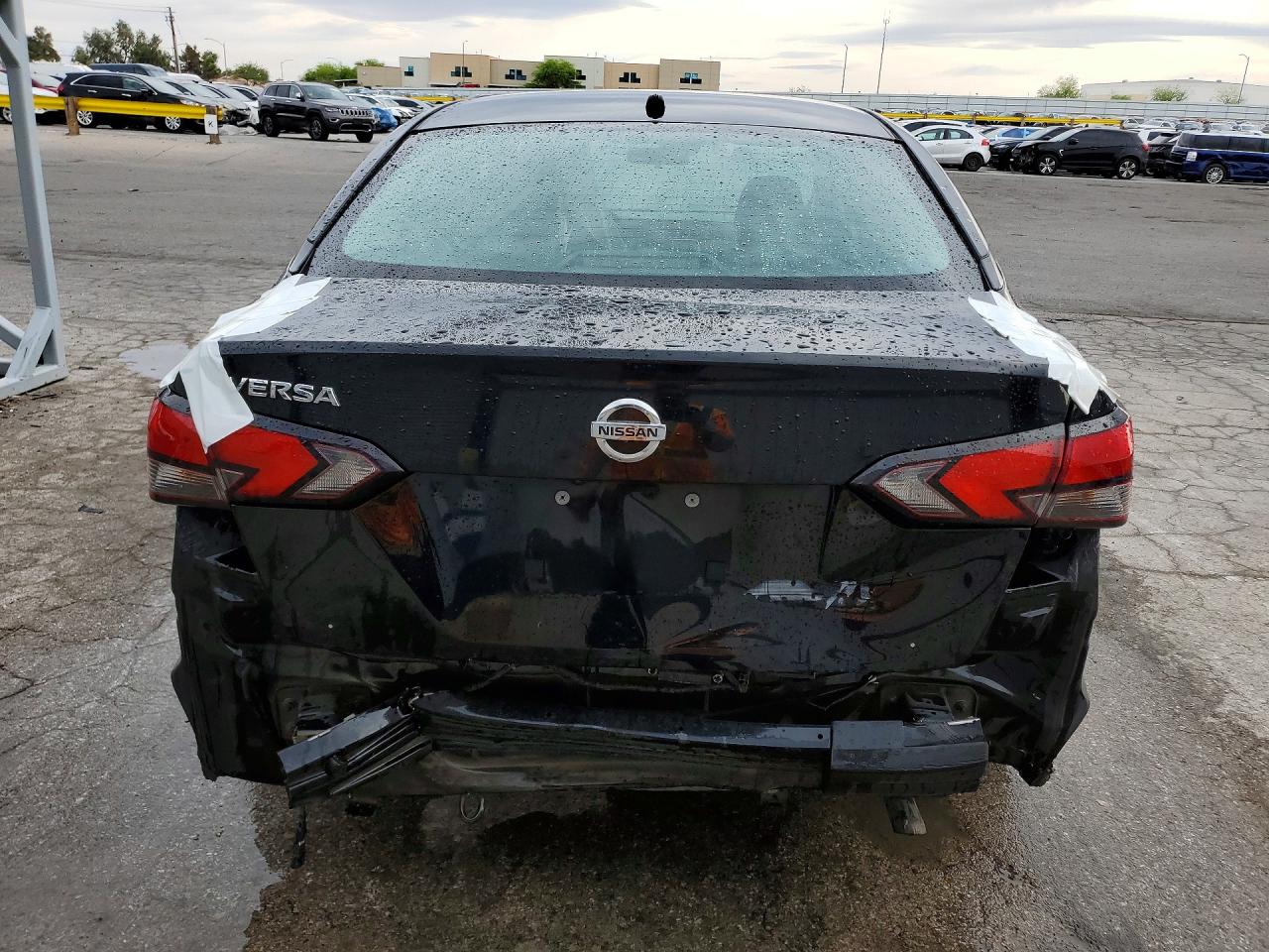 2021 NISSAN VERSA S photo 11