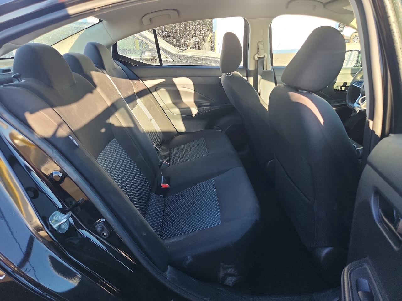 2021 NISSAN VERSA S photo 19