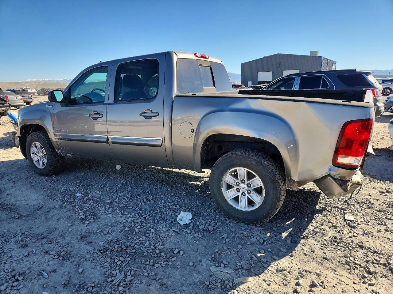 2012 GMC SIERRA K1500 SLT photo 2