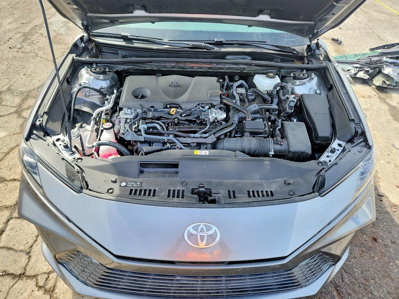 2025 TOYOTA CAMRY XLE photo 31