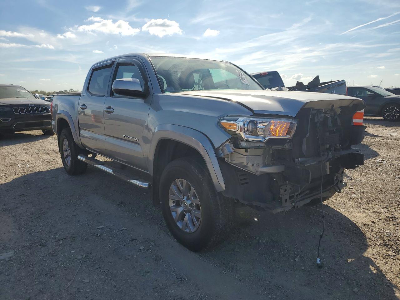 2017 TOYOTA TACOMA SR5 V6 photo 7