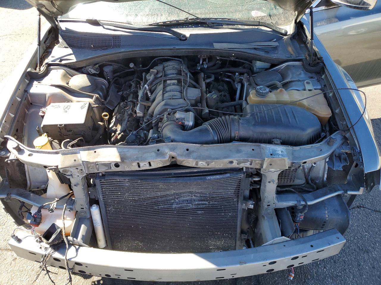 2011 CHRYSLER 300C photo 11