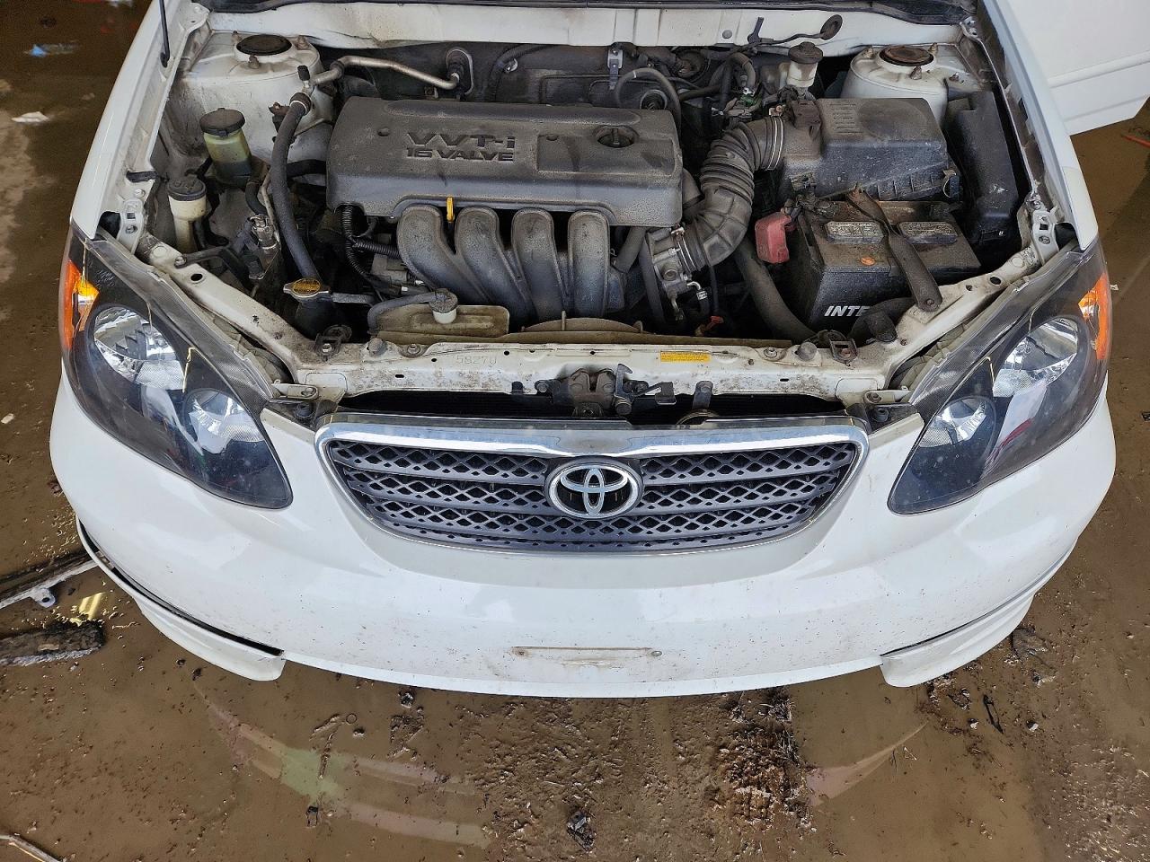 2005 TOYOTA COROLLA S photo 11