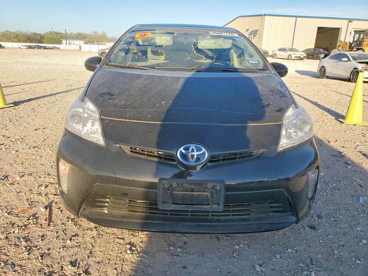 2015 TOYOTA PRIUS THREE photo 9