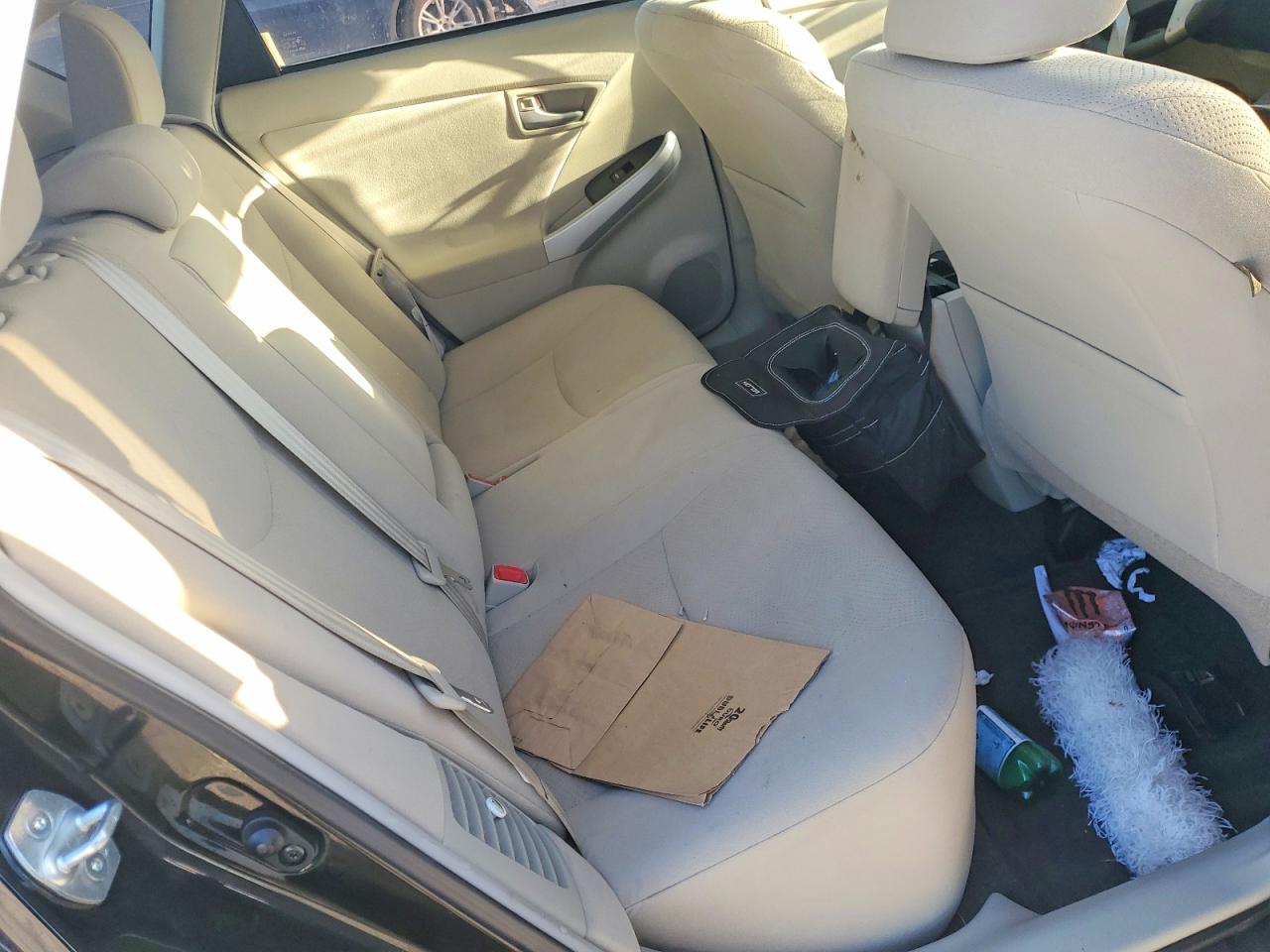 2015 TOYOTA PRIUS THREE photo 19