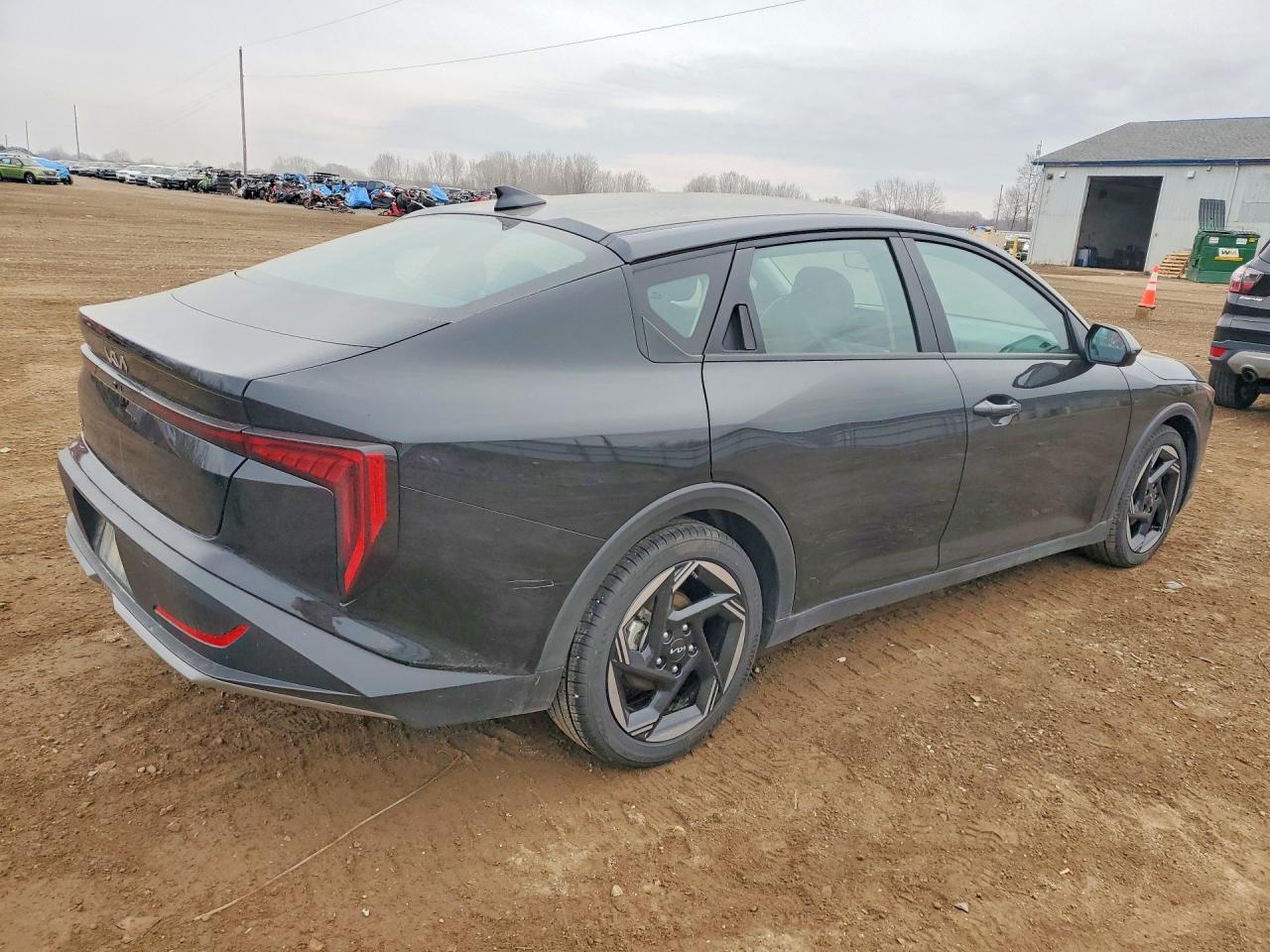 2025 KIA K4 EX photo 5