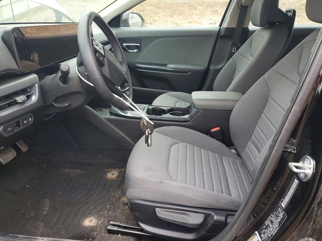 2025 KIA K4 EX photo 13