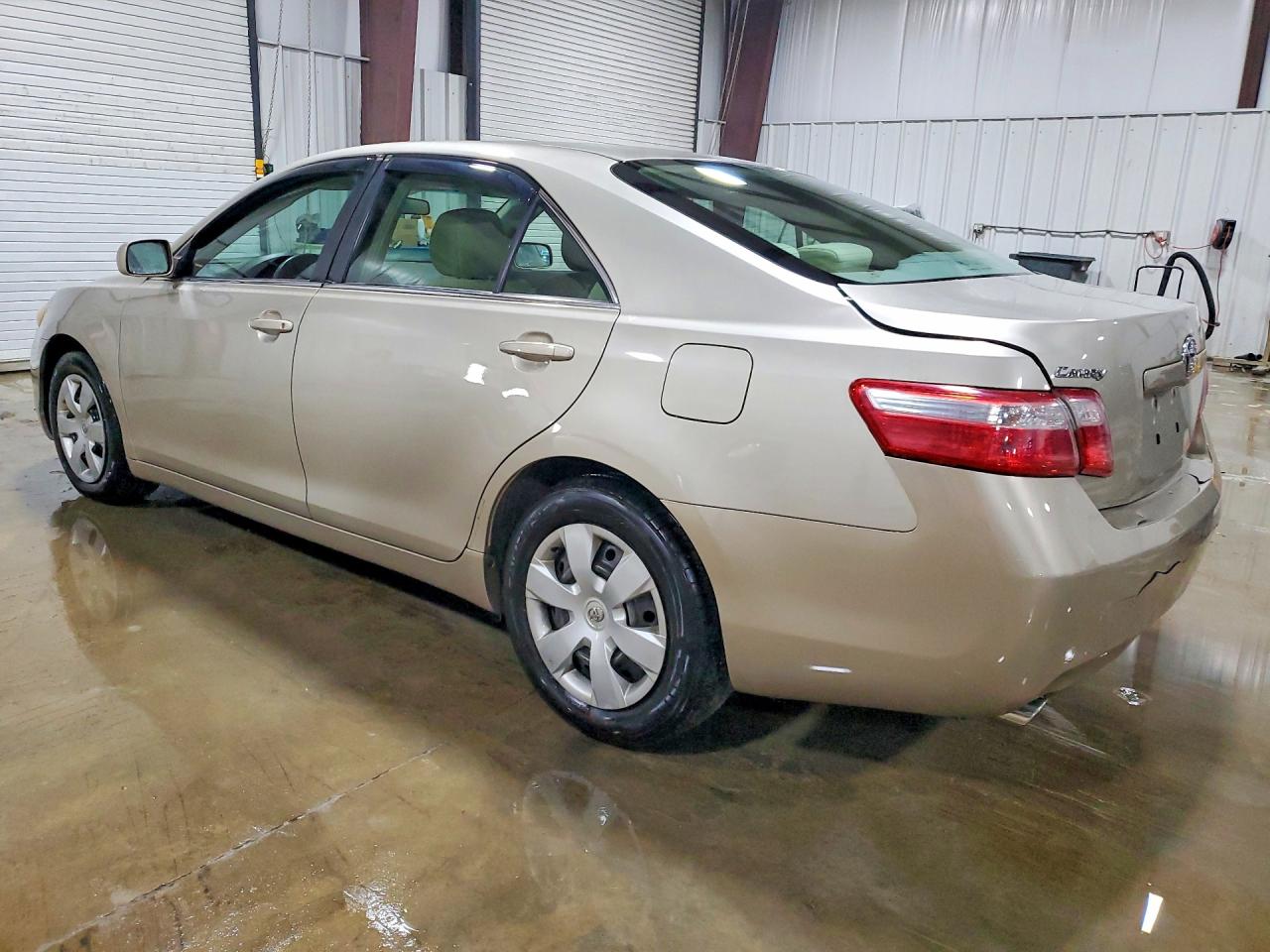 2007 TOYOTA CAMRY LE V6 photo 2