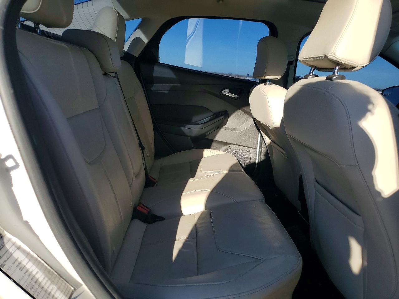 2017 FORD FOCUS TITANIUM photo 19