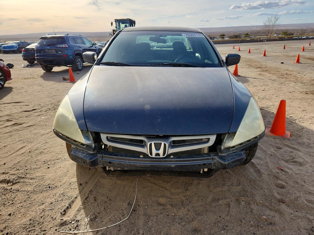 2004 HONDA ACCORD LX photo 9