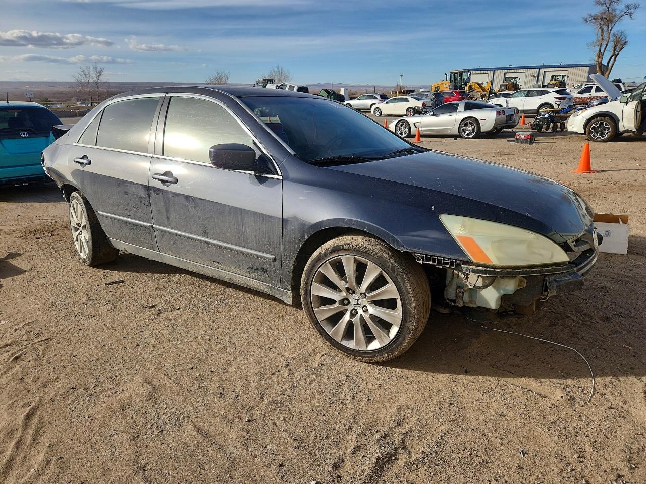 2004 HONDA ACCORD LX photo 7