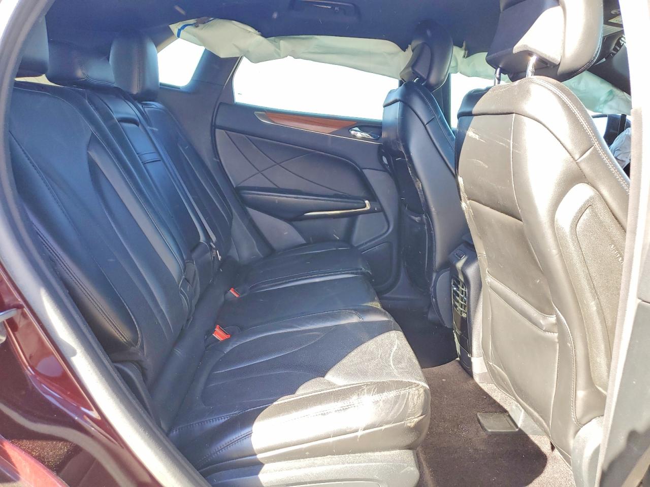 2017 LINCOLN MKC RESERVE photo 31