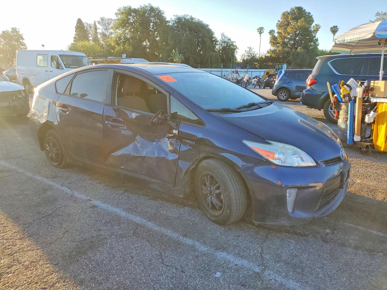 2015 TOYOTA PRIUS TWO photo 10