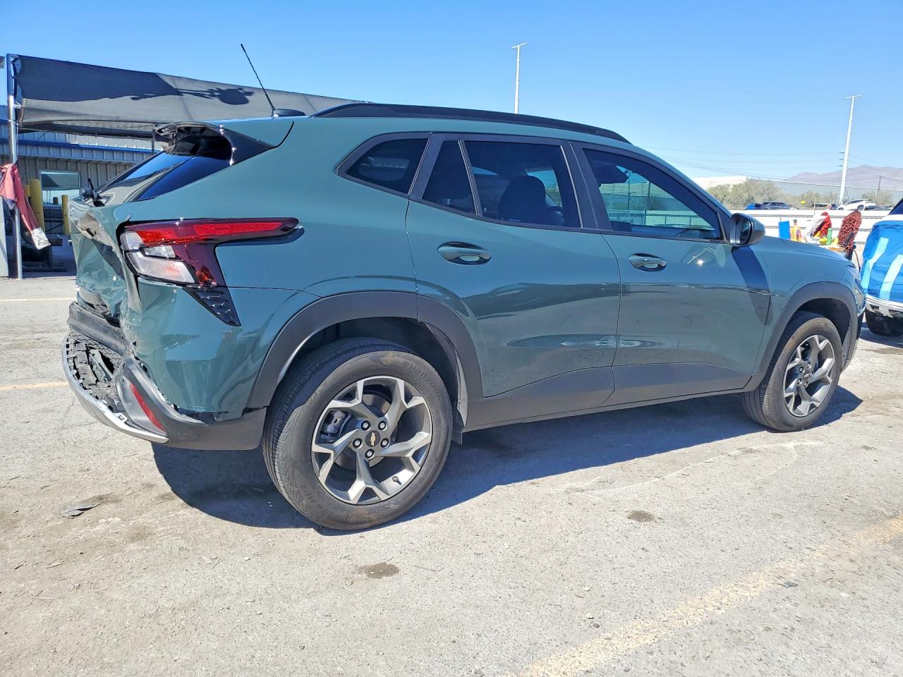 2025 CHEVROLET TRAX 1LT photo 3