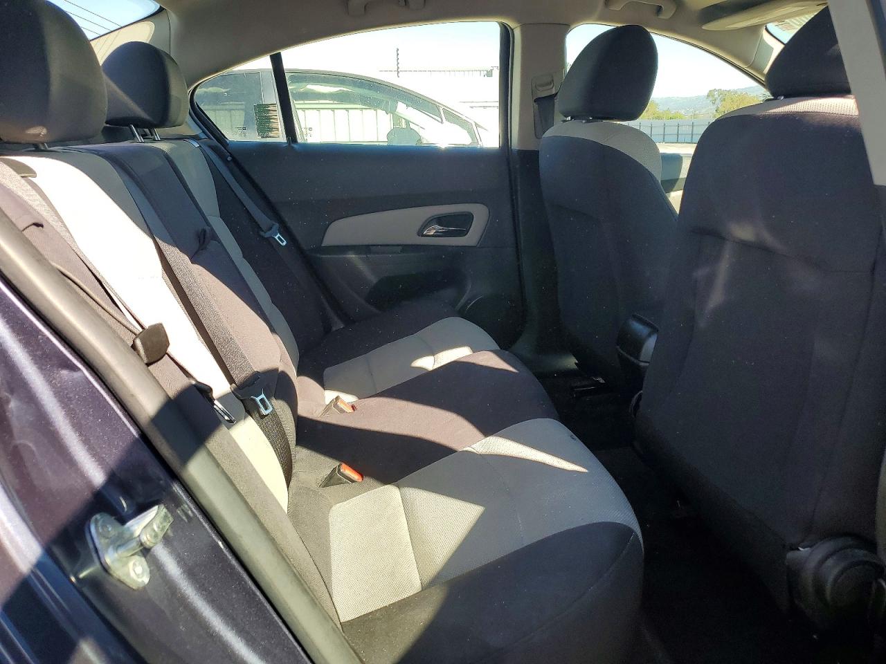 2013 CHEVROLET CRUZE LS photo 19