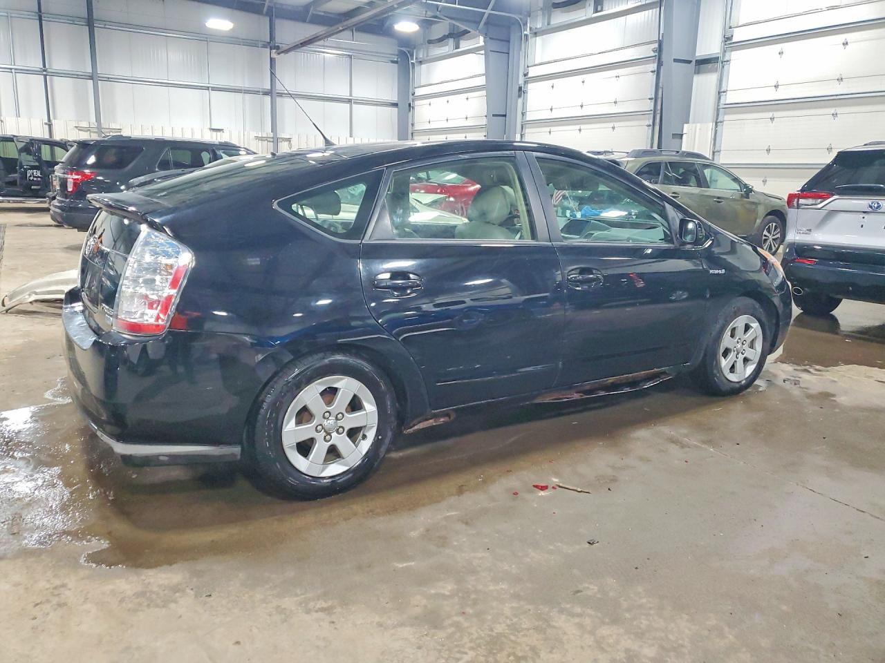 2008 TOYOTA PRIUS BASE photo 3