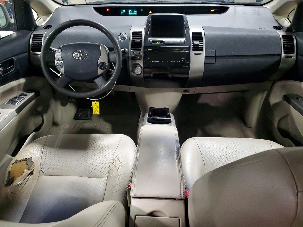 2008 TOYOTA PRIUS BASE photo 8