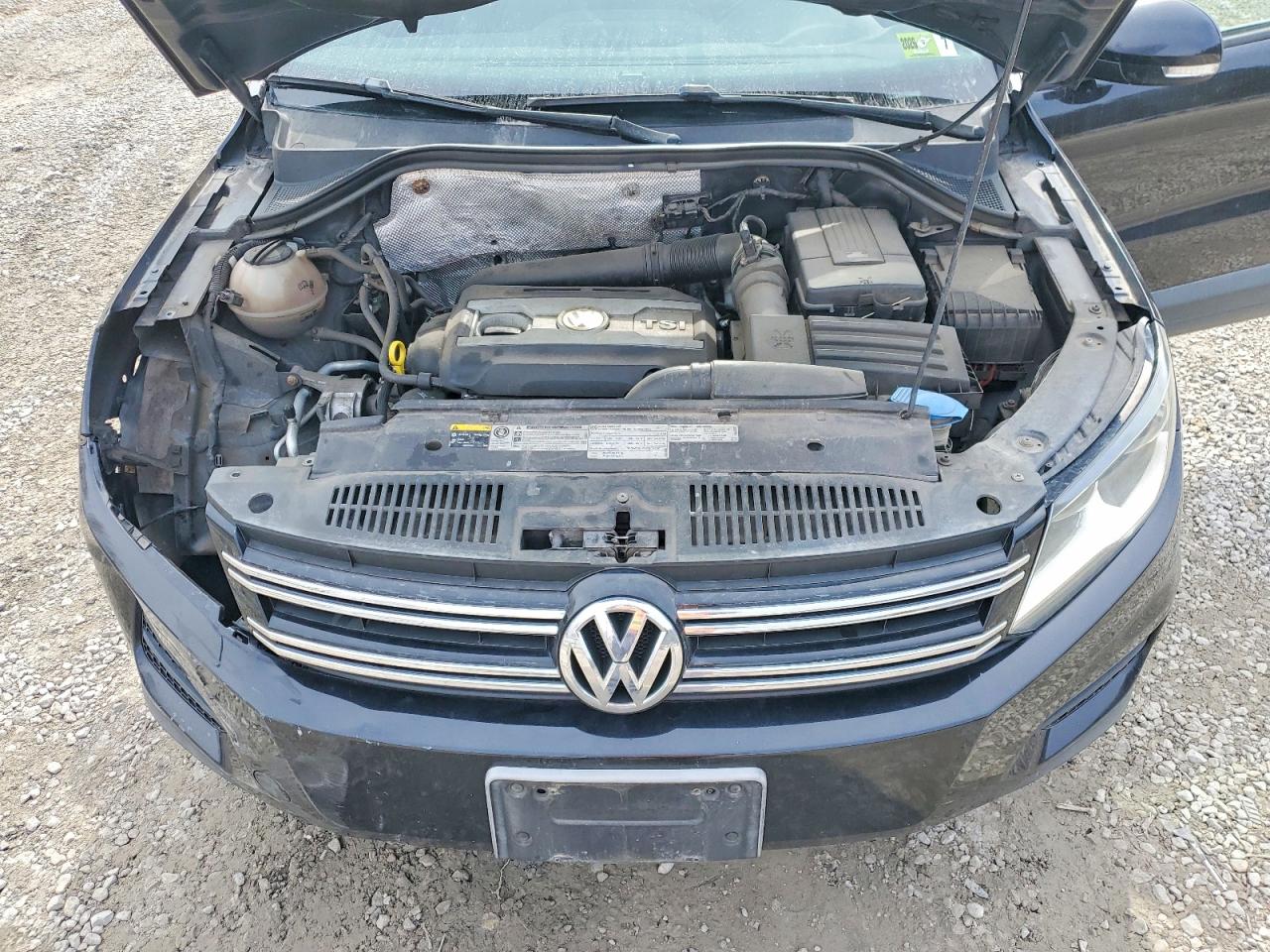 2013 VOLKSWAGEN TIGUAN S photo 45